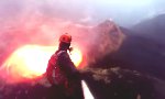 Lustiges Video : Abseiltour in einen Vulkan