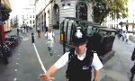 Movie : Londoner Polizei stoppt Radfahrer