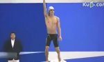 Lustiges Video : Neuer Schwimmweltrekord in Japan