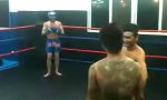 Martial-Arts-Tourist vs Thaibox-Lehrer