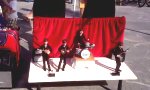 Funny Video - Beatles am seidenden Faden