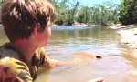Lustiges Video : Steve Irwin Junior