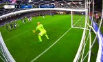 Funny Video : Messi mit Wahnsinns-Freistoß