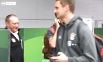 Funny Video : Müller telefoniert mit Einwanderungsbehörde