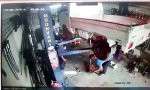 Movie : Na dann heben wir die Karre mal hoch...
