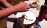 Funny Video - Surströmming für den Hund
