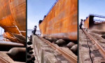 Movie : Schiff zu Wasser lassen
