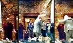 Funny Video - Opa packt die Skills aus