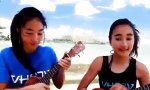 Lustiges Video : Honoka & Azita - Bodysurfing