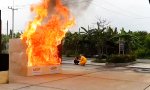 Funny Video : Feuerball feuert Feuer