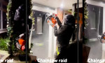 Funny Video : Chainsaw Razziakker