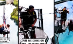 Funny Video : Now you see me... Now you don´t