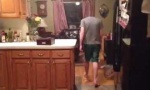 Funny Video : Headless in the Kitchen