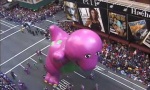 Lustiges Video : Der Todeskampf von Barney dem Dino